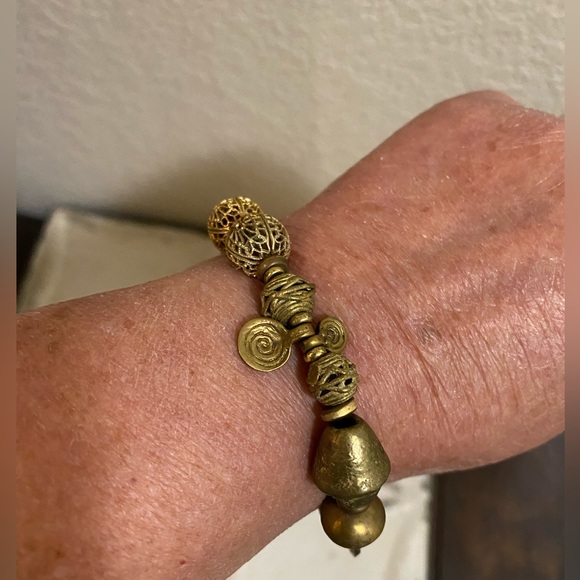 African Brass Bracelet - Picture 6 of 6